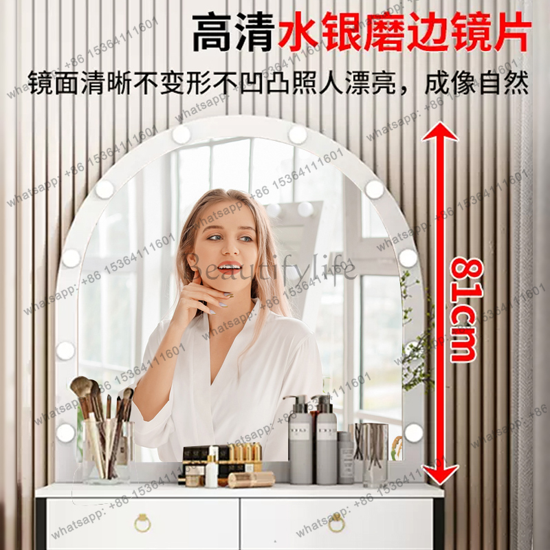 Kaptafel met lamp, jurk, trouw - Beauty Makeup Training recensie en prijs