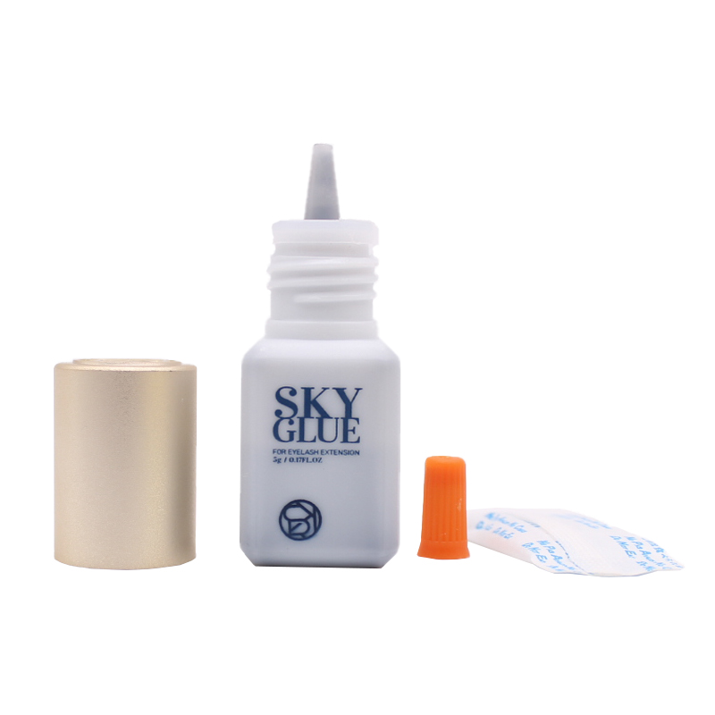 1 Fles Sky S Plus Gouden Pet 0 - Makeup Plus Beauty recensie en prijs